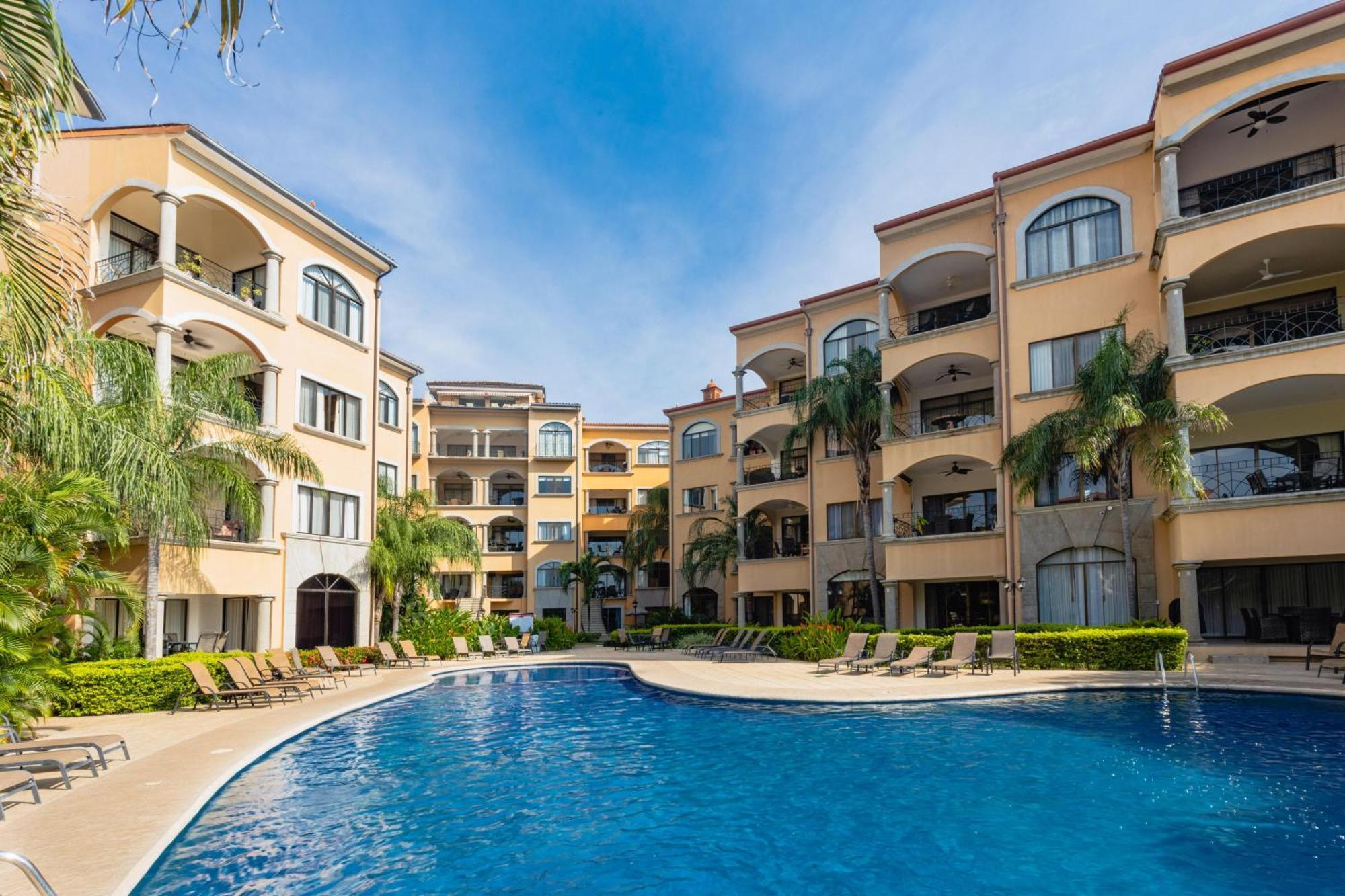 Sunrise 1- 3 Bedroom Poolside Condo タマリンド エクステリア 写真